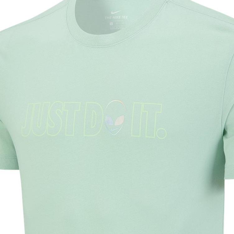 Nike T Shirts Men's Green Crew Neck Moderate Straight Fit DH0020-321