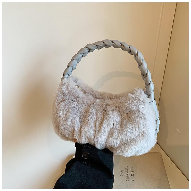 2024 осень и зима новая модная плюшевая сумка через плечо милая повседневная сумка для девочек сумка для пельменей под мышками