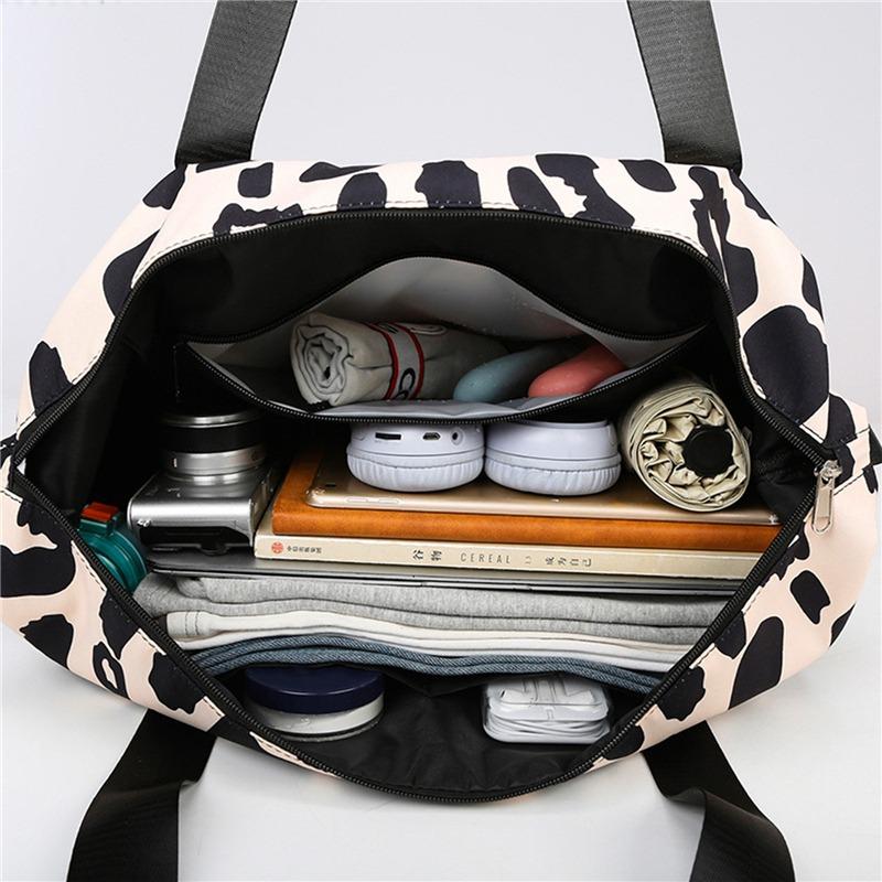 Дорожная сумка для коротких поездок, для деловых поездок, большая вместительная сумка для багажа, посадочная сумка с коровьим принтом, легкая простая сумка для проживания