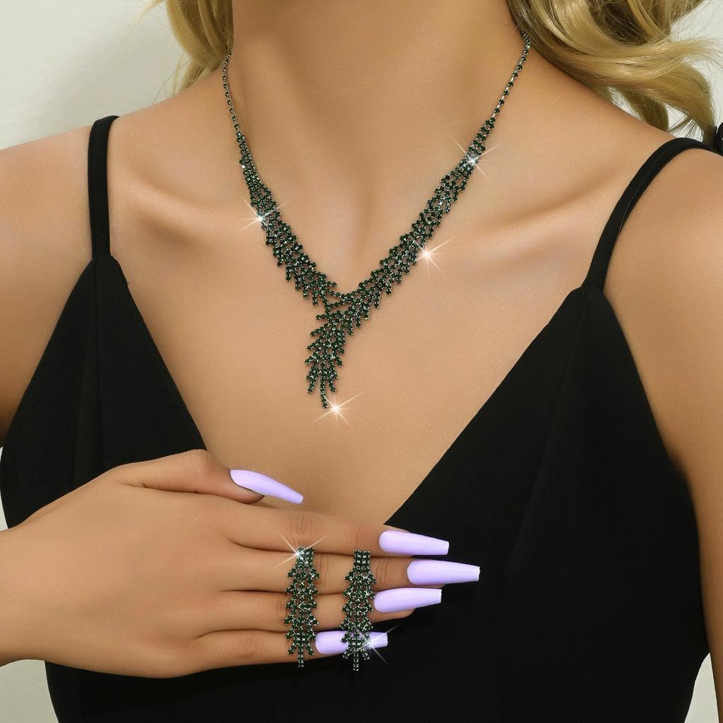 3 Pieces of WOMEN'S Trendy Claw Chain Series Leaf Earrings Necklace Jewelry Set, Wedding Banquet Party Holiday Gifts