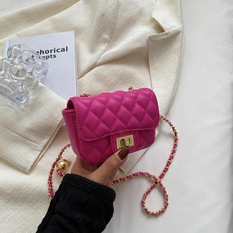 This year's trendy diamond embroidered thread small square bag women's 2025 summer new trendy foreign style fashion chain messenger bag