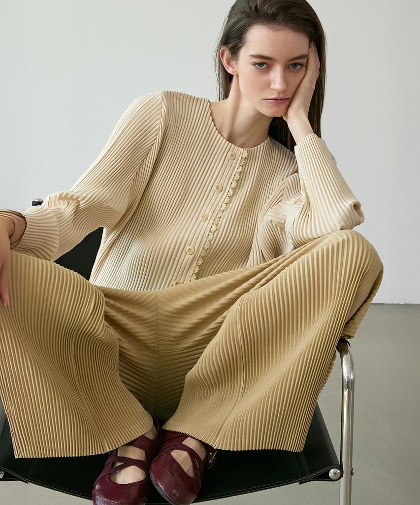 YOYOYOY Lace Point Pleated Crop Jacket_3Colors