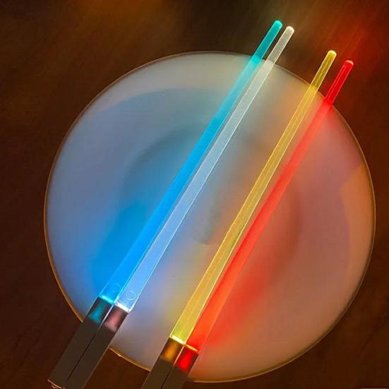 2шт светодиодные световые палочки для еды с батарейками LR41 светящиеся палочки для еды светящиеся вечеринки