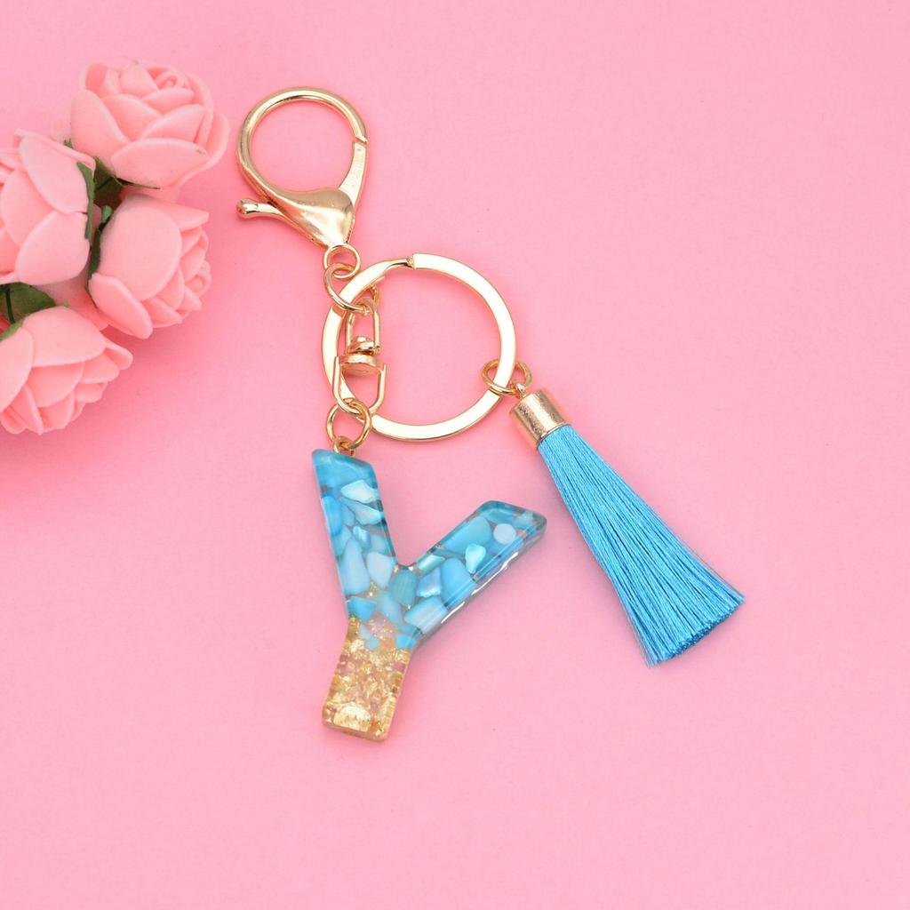 Синий брелок с кисточкой и 26 подвесками в виде английских букв - подвеска-капля из смолы для сумок и автомобилей, унисекс.