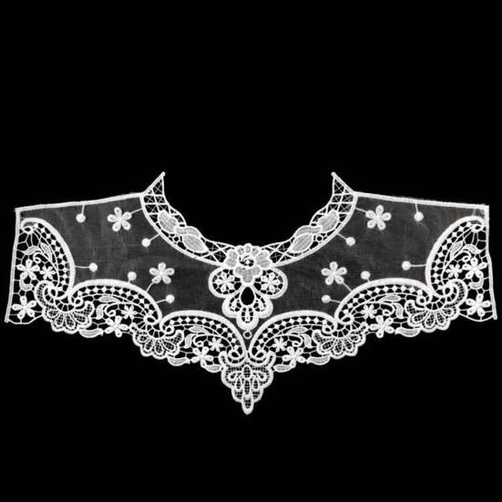 Lace Embroidered Fake Collar Hollow See-through Lace Flower Pattern False Collar Lace Embellished Clothing Accessory