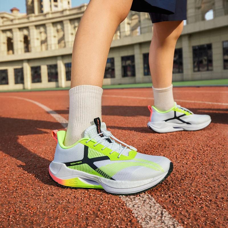 Кроссовки Li Ning Young легкие спортивные тренировочные нескользящие износостойкие с низким верхом детские кроссовки белые зеленые YKFT030-51