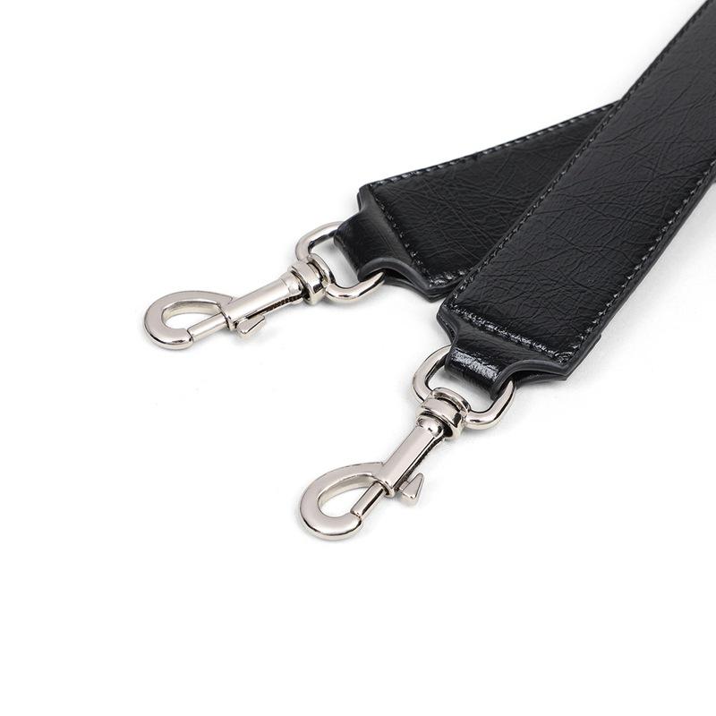 Новая осенне-зимняя женская сумка через плечо, сумка-цепочка, эксклюзивная сумка, популярная в этом году маленькая квадратная сумка