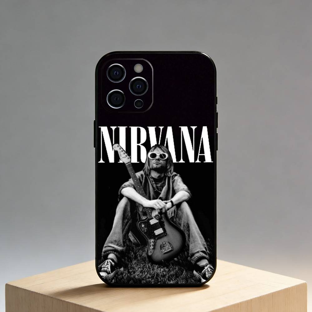Чехол для телефона K-Kurt N-Nirvana C-Cobain Для iPhone17,16,15,14,13,12 Plus,Max Мягкий силикон Черный чехол