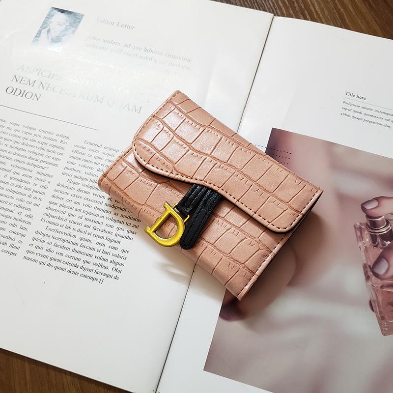 Новый держатель для карт с D-кольцом и узором крокодиловой кожи и женский кошелек для монет: Короткий, Большой вместимости, Складной, Антимагнитный, Горячий дизайн на молнии.