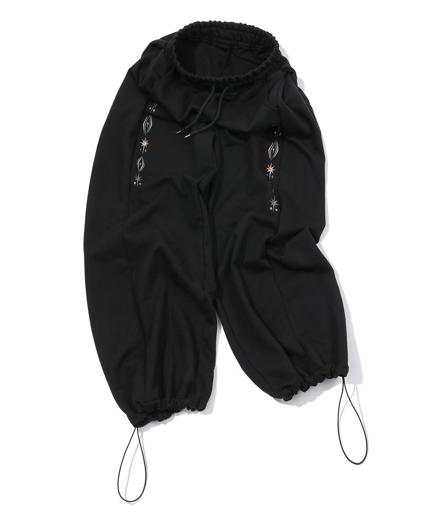 CPGN STUDIO Sleeve Star Curved Sweatpants Black