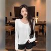 Long-sleeved T-shirt for Women In Spring and Autumn New Style To Cover Flesh and Make Them Look Thin White Loose Casual U-neck Inner Top