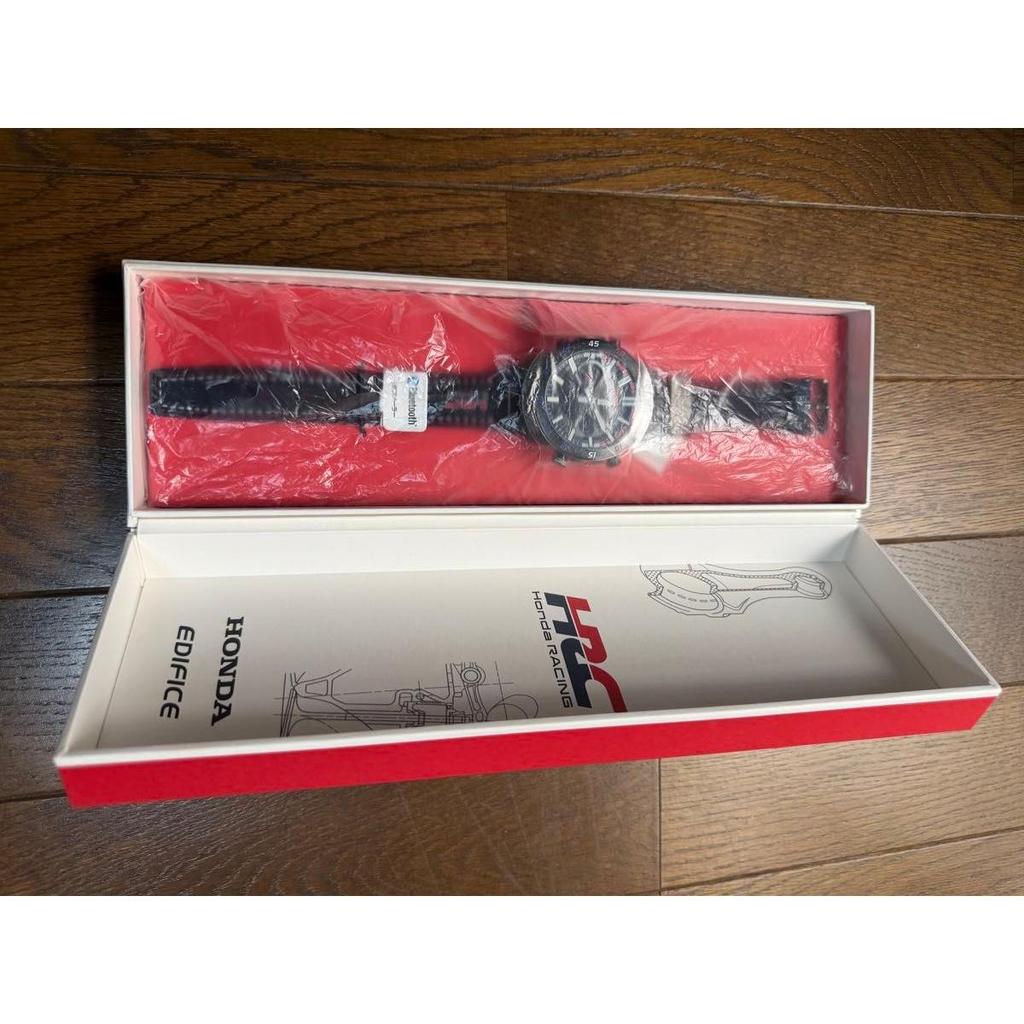Б/у Casio EDIFICE Модель Honda Racing Collaboration ECB-2000HR-1AJR