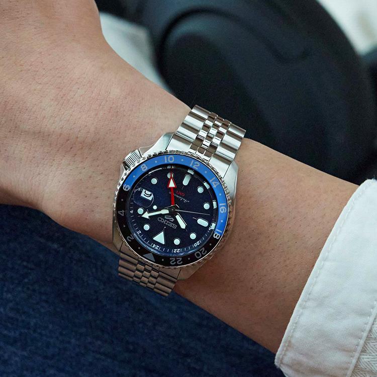 Seiko 5 НОВЫХ СПОРТИВНЫХ Механические Часы с Браслетом из Нержавеющей Стали Мужские Часы Синий Циферблат SSK003K1