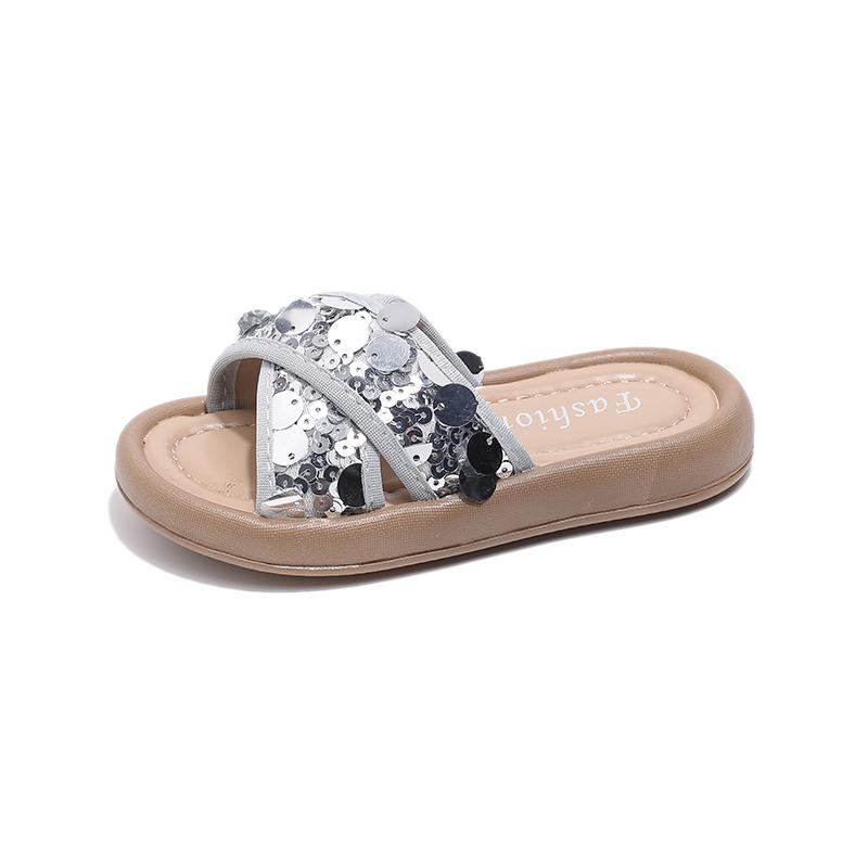 Летние тапочки для девочек, детская пляжная обувь для принцесс, тапочки с блестками для маленьких детей, мягкая подошва, нескользящая, универсальный размер 26-36