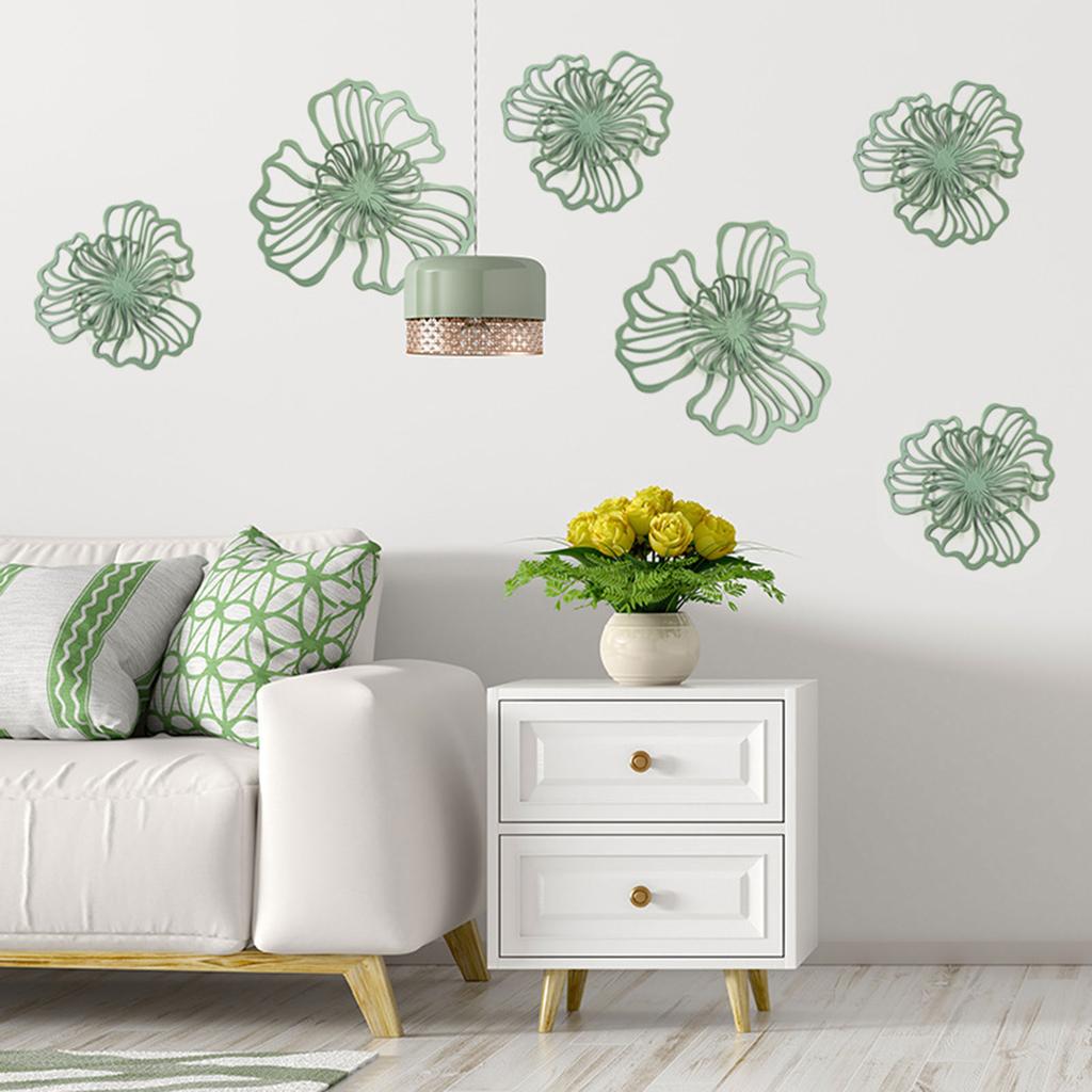 Elegant Metal Floral Wall Hanging with Double Layers Flower Sign for Modern Home Aesthetics for Art Lover House Wife