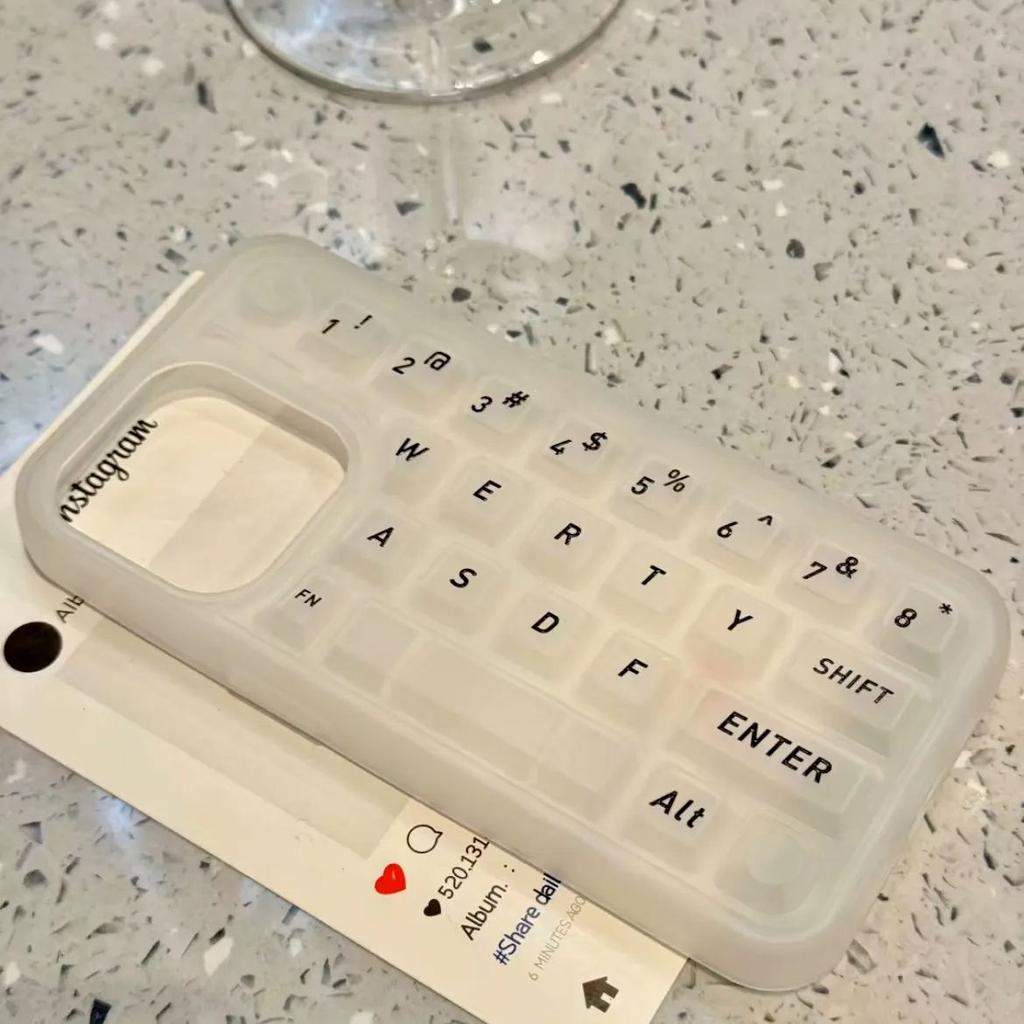 Белый фон буквы Снять стресс клавиатура Чехол для телефона Для iPhone 16 15 Pro Max 14 11 13 12 XR 8 7 Plus XS MAX Чехол