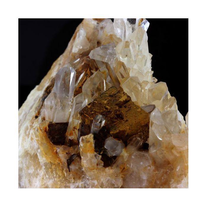 Pierres et Minéraux. Quartz + Siderite. 1132.5 ct. Allevard, Isère, France.