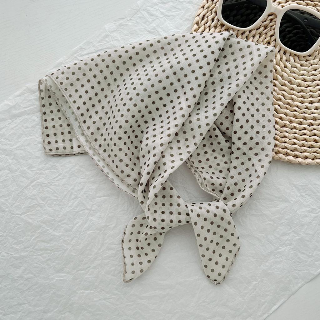 Summer new polka dot small square scarf women's fashion commuting versatile small scarf travel photo decoration silk scarf