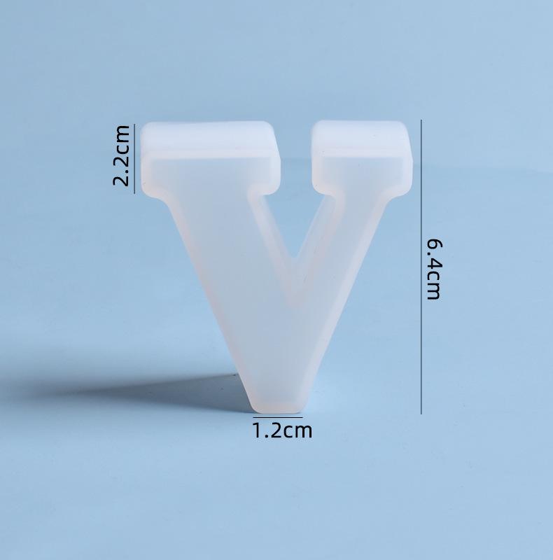 Crystal Epoxy Silicone Molds: 26 English Letters for Creative DIY Ornaments and Decorations