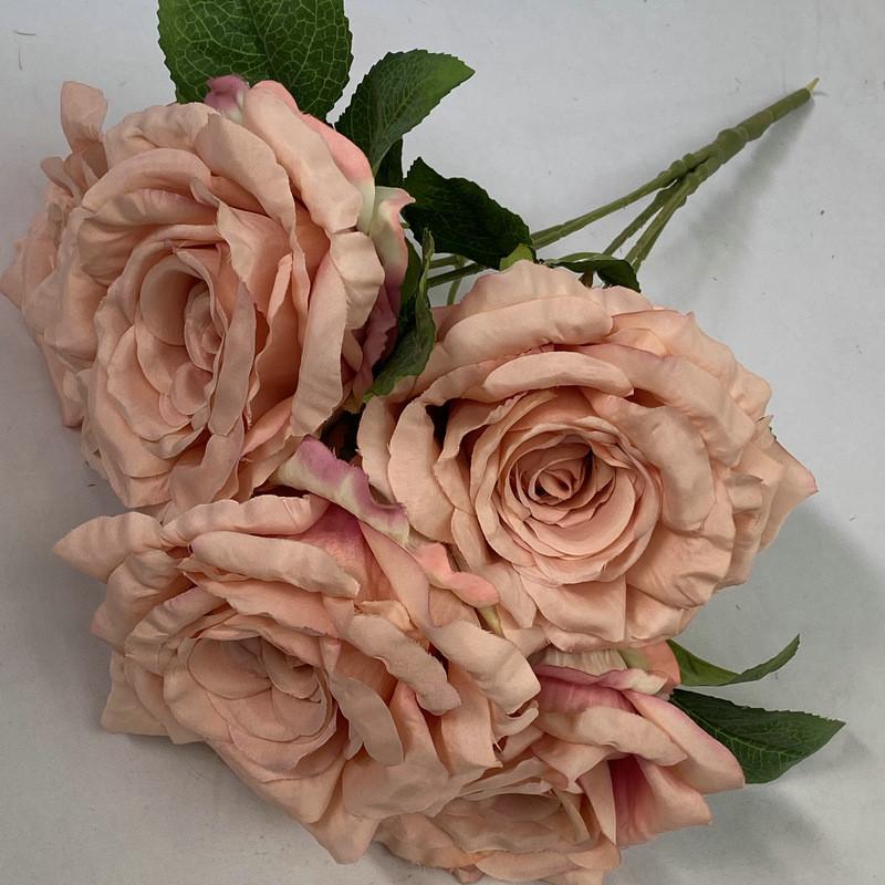 Букет искусственных цветов из шелка с розами Свадебный декор Домашняя фотография Цветочный реквизит