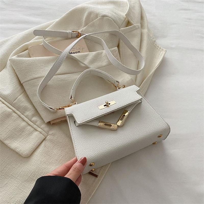 Модная женская нежная темпераментная простая однотонная маленькая сумка женская сумка через плечо с замком женская