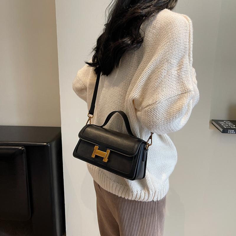 Retro Versatile Handbag Bag Fashion High Sense Small Square Bag Commuter Casual Shoulder Bag Women