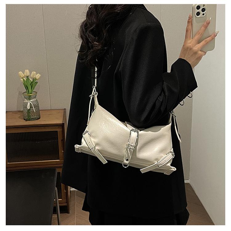 Женская однотонная сумка-багет с магнитной пряжкой и кросс-боди для отдыха из искусственной кожи с наклонным плечевым ремнем и регулируемым ремешком