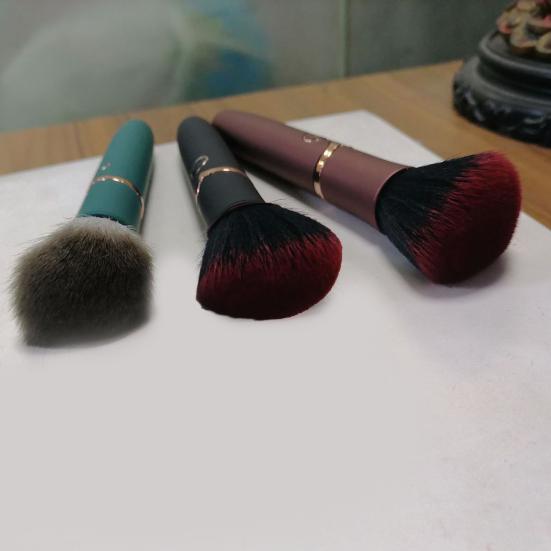 Массажный вибратор, глубокая стимуляция, перезаряжаемая USB-зарядка, дизайн кистей для макияжа, удобный флирт