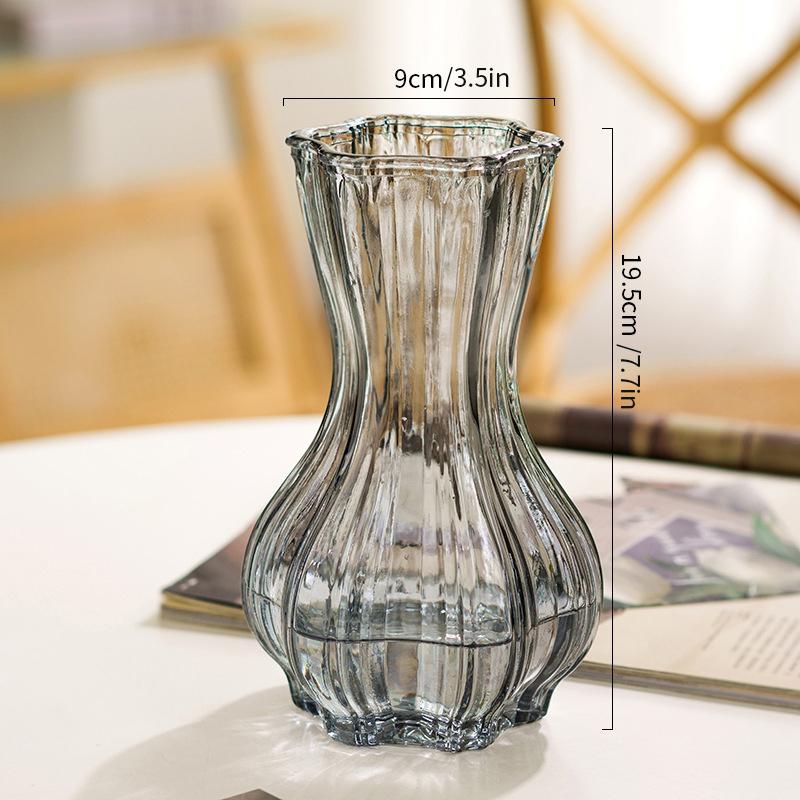 Gradient Glass Vase with Geometric Faceted Design Flower Vase for Wedding Centerpiece Arrangements Home Office Decor Floreros