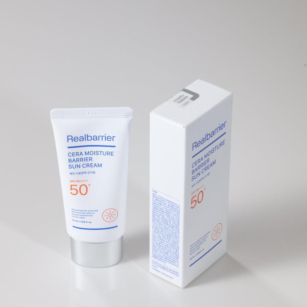 REALBARRIER Солнцезащитный крем Cera Moisture Barrier - 50 мл (SPF50 + PA ++++)