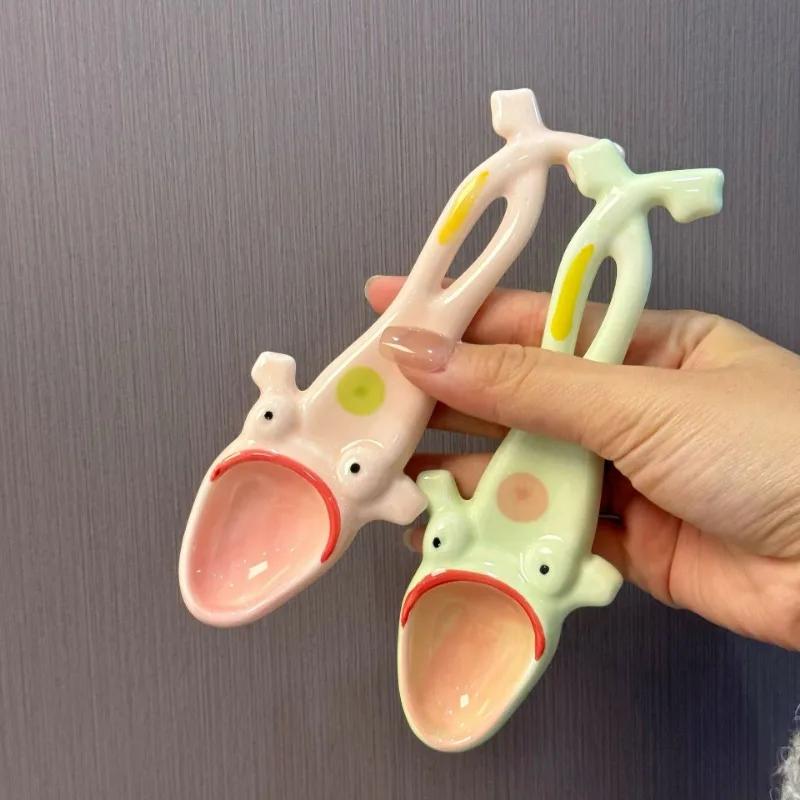 Ложка в форме лягушки, керамическая длинная ручка, уродливая и милая ложка в форме жабы, десертная ложка, забавная и милая ложка