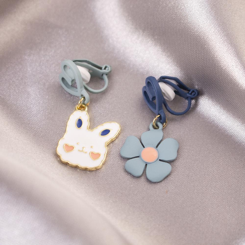 Универсальные легкие роскошные клипсы для ушей без проколов, повседневные высококачественные треугольные клипсы для ушей, универсальные женские серьги