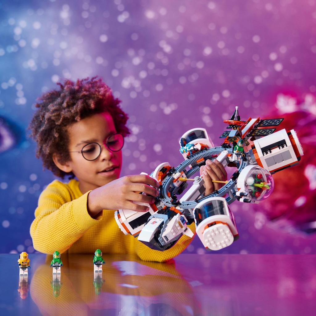 LEGO Городская модульная космическая станция Игрушки Подарок на день рождения Блок Рождество Мальчики Девочки Дети 7 лет 8 лет 9 лет Начальная школа