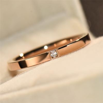 Медное кольцо со стеклянным камнем в цветах: серебро/золото