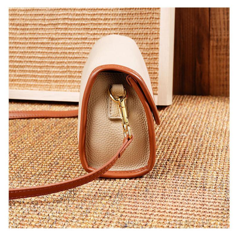 Женская сумка Net Celebrity Hot Style Small Square Bag 2025 года, модная сумка в стиле вестерн, контрастные цвета, нишевый стиль, легкие роскошные сумки через плечо из коровьей кожи