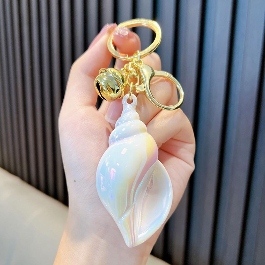Unique Key Accessory for Keys and BagsBeautiful Conch Pendant Keyrings Phone Lanyard Keychain for Fashion Enthusiasts