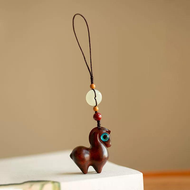 1 шт. Подвеска в виде лошади Изысканная подвеска для мобильного телефона Милый автомобильный брелок Новогодний подарок Нефритовая пряжка Деревянная подвеска