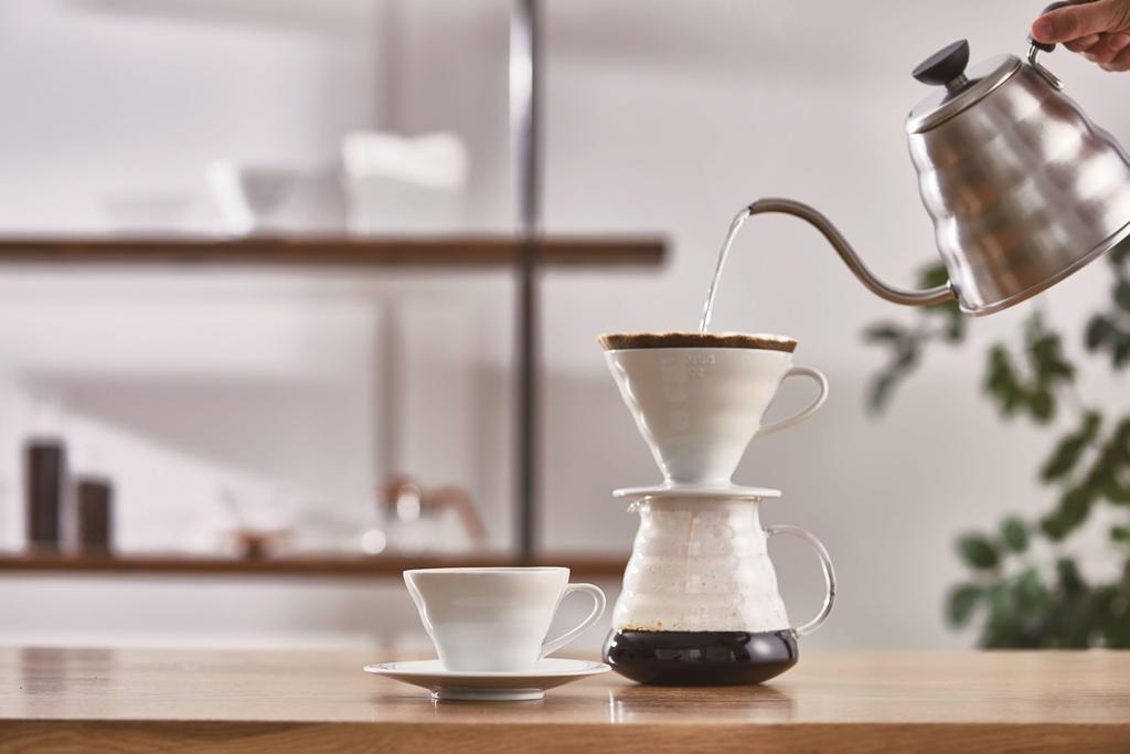 Hario V60 Прозрачная капельница 01 Керамическая на 1-2 чашки 200 мл Белая Сделано в Японии VDC-01W