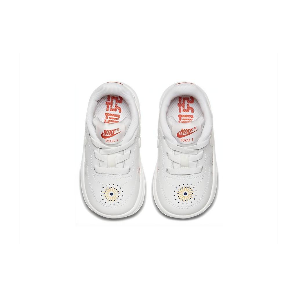 Nike Air Force 1 18 QS Средняя высота Скейтбордические ботинки Белый Младенец и малыш AO2092-100