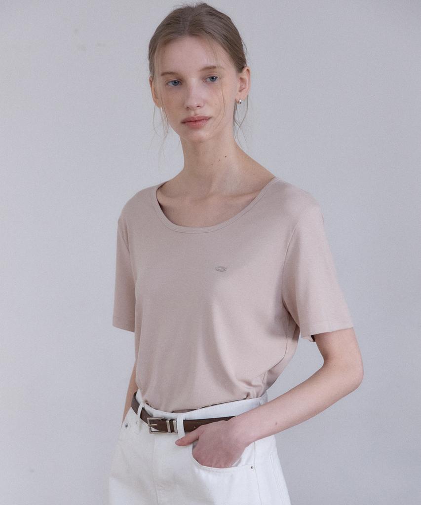 OURHOPE Soft Silky Logo U-Neck T-Shirt - Beige