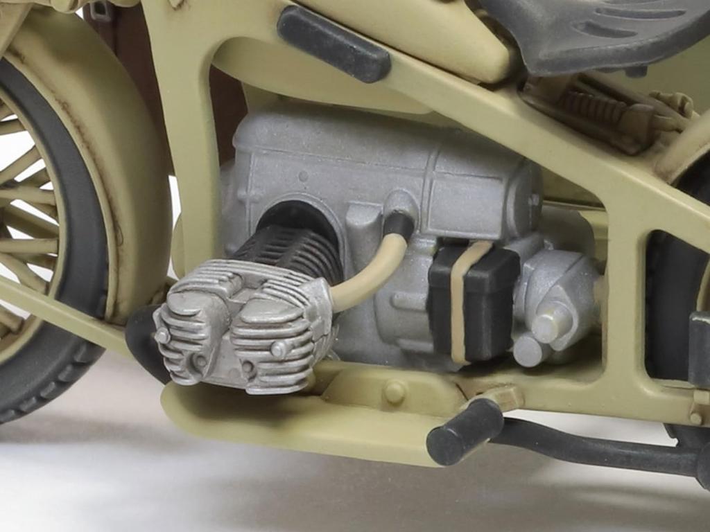 TAMIYA Military Miniature Series German Military Sidecar KS600 Plastic Model 35384 1/35 No.384