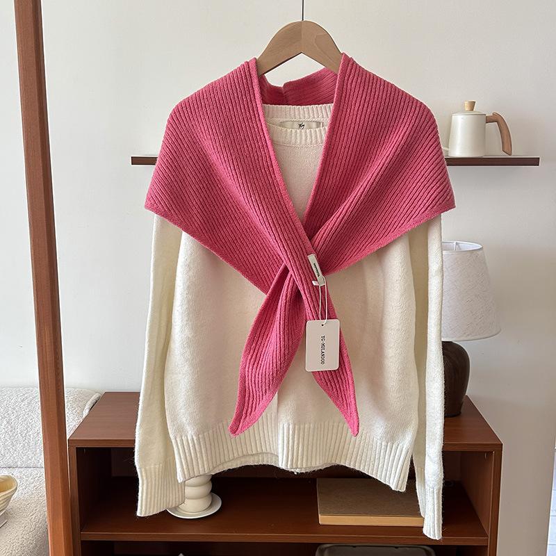 Solid Color Cross Knitted Triangle Scarf Women'S Winter Warm Neck Protection Shawl Clothing Matching Shawl Scarves