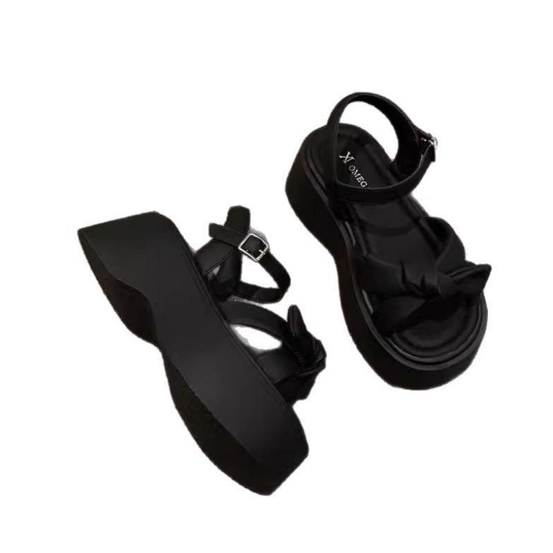 Сандалии на толстой подошве и ретро обувь на высокой платформе