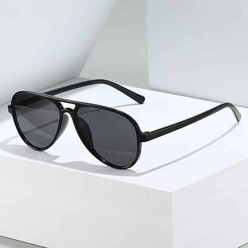 New Designer Square Sunglasses Women Fashion Blue Yellow Sun Glasses Female Vintage Retro Big Frame Eyewear Uv400