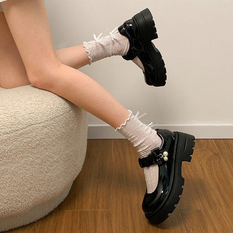 Туфли Мэри Джейн маленькие кожаные черные женские туфли на французской платформе 2025 года, новые весенние туфли с юбкой, круглым носком и толстым каблуком-жемчужиной