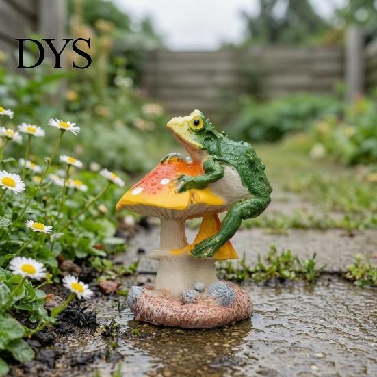 Waterproof Terrarium Decorations Resin Frog on Mushrooms Figurine, DIY Micro Landscape Bonsai Ornament, Cute Mushroom Figures for Outdoor Scaping