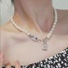 Empress Cixi Retro Choker: Women's Pearl & Gold Lock Planet Design Clavicle Necklace