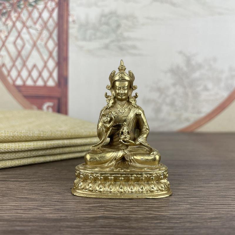 Antique Four-Armed Avalokitesvara Bidhisattva Statue Desk Ornaments Tibetan Patron Saint Figurines Home Decoration Crafts