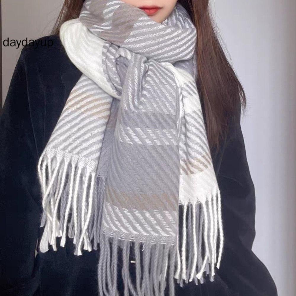 Korean Style Women's Cashmere Scarf Thickened Winter Neck Warmer Checkered Scarf  Autumn Winter