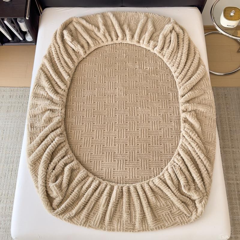 Зимняя рельефная плюшевая простыня на резинке Мягкая теплая коралловый вельвет Защитный чехол для матраса Размер Queen Глубокий карман Эластичный комплект простыней